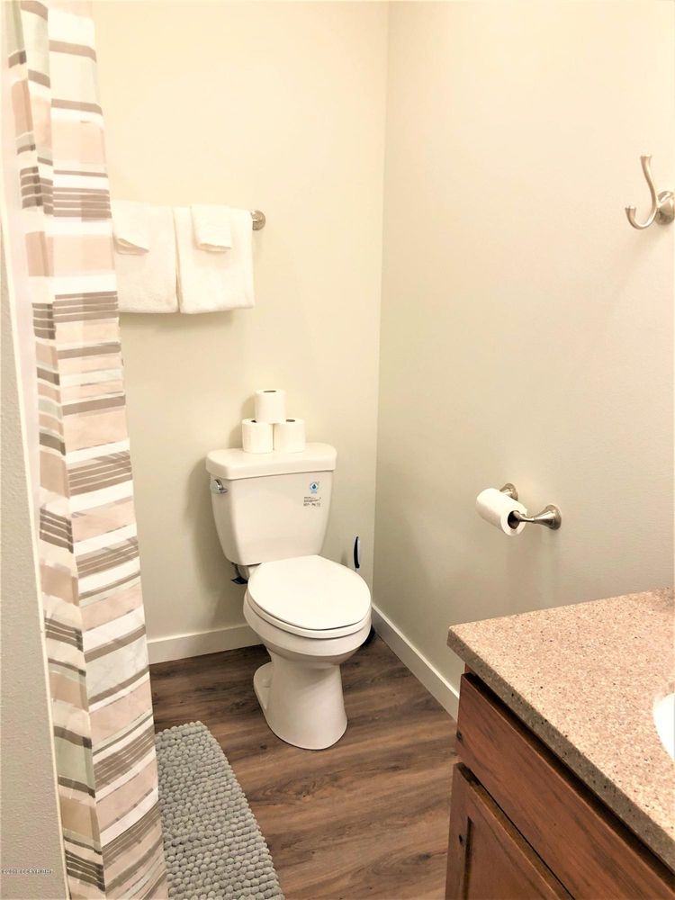5679 Kenai Spur Hwy, Kenai, AK 99611